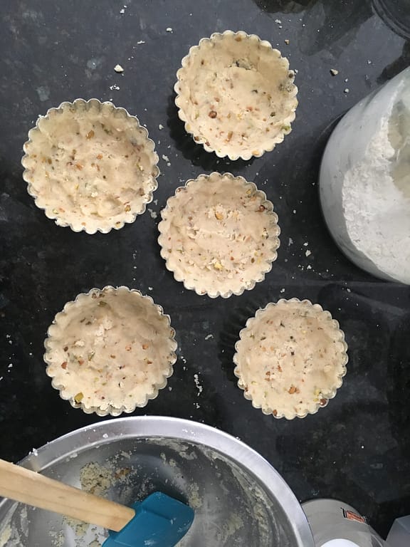 Blood Orange Mini Tarts with Pistachio Shortbread Crust Blood Orange Mini Tarts with Pistachio Shortbread Crust