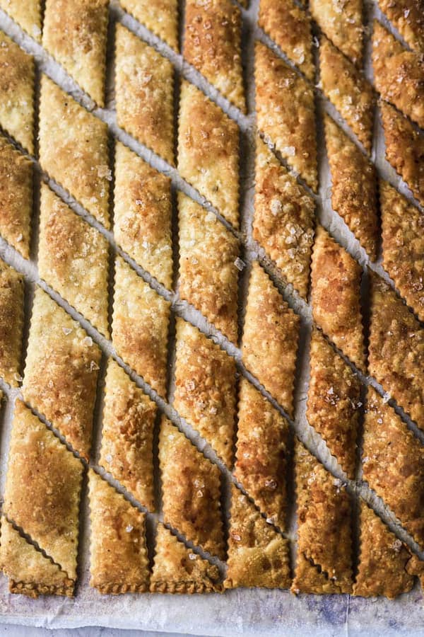 the-best-sourdough-discard-crackers-5